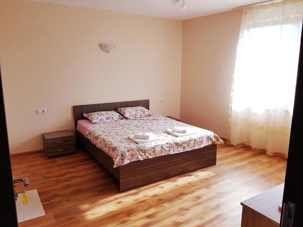 Guesthouse River House Svilengrad ภายนอก รูปภาพ