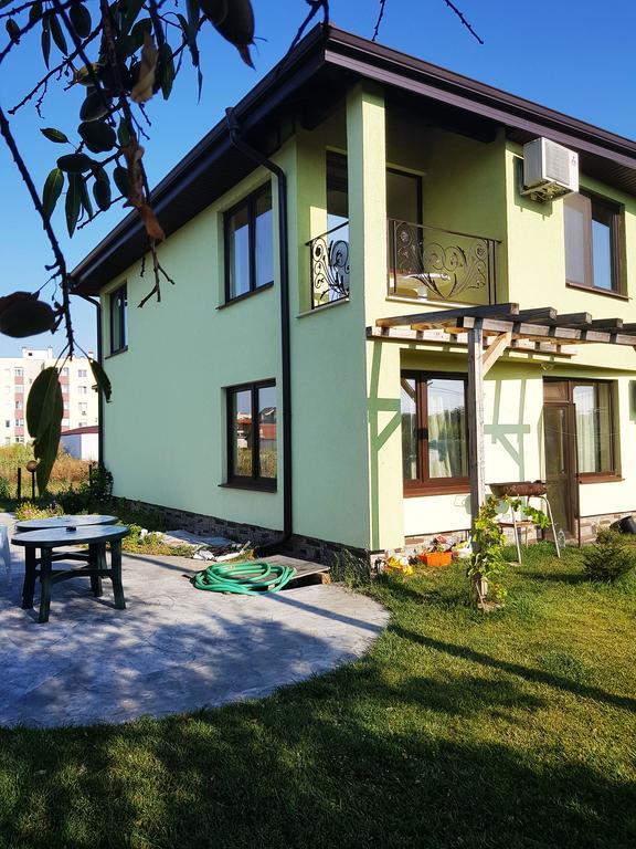 Guesthouse River House Svilengrad ภายนอก รูปภาพ